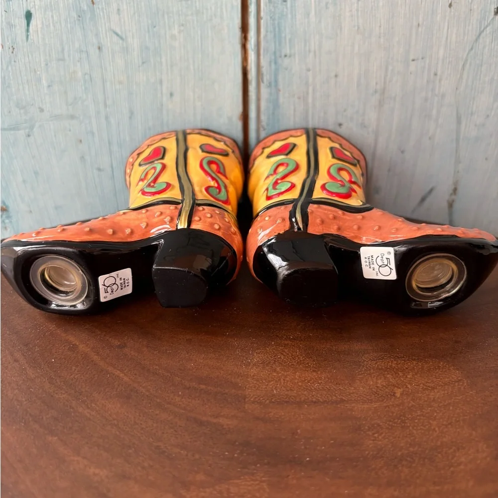 Colorful Ceramic Cowboy Boots Vintage Salt & Pepper Shakers, new in original box - Picture 3 of 10
